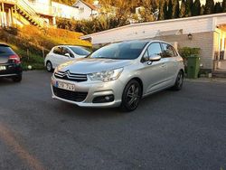 Silver Begagnad 2011 Citroën C4 Halvkombi | 39 800 kr (Marknadspris)