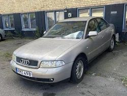 Brun Begagnad 2000 Audi A4 Sedan | 9 000 kr