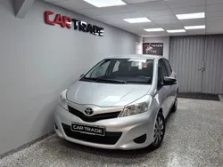 Silver Begagnad 2013 Toyota Yaris Life Halvkombi | 64 900 kr