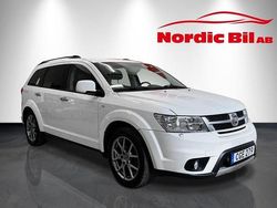 Vit Begagnad 2014 Fiat Freemont SUV | 99 900 kr (Marknadspris)
