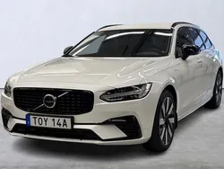 Vit Begagnad 2023 Volvo V90 Plus Kombi | 499 900 kr (Marknadspris)