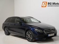 Mörkblå (blå) Begagnad 2018 Mercedes E200 Avantgarde Kombi | 239 800 kr (Dyr)