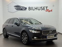 Mörkblå Begagnad 2022 Volvo V90 Inscription Kombi | 358 500 kr (Dyr)