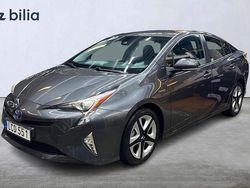 Grå Begagnad 2016 Toyota Prius Active Halvkombi | 179 900 kr