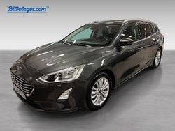 Grå Begagnad 2019 Ford Focus Titanium Kombi | 179 000 kr (Lite dyr)