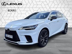 Vit Begagnad 2024 Lexus RX450h+ Sport Design Packet SUV | 809 000 kr