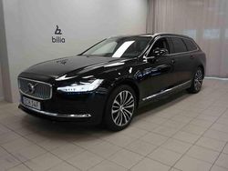 Svart Begagnad 2023 Volvo V90 Kombi | 369 900 kr (Marknadspris)