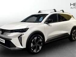 Vit (white) Ny 2024 Renault Scénic Esprit Alpine Minibuss | 615 600 kr (Lite dyr)