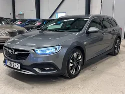 Grå Begagnad 2017 Opel Insignia Country Tourer Business Kombi | 199 700 kr (Marknadspris)