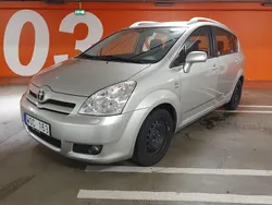Silver Begagnad 2005 Toyota Corolla Verso Minibuss | 47 000 kr (Marknadspris)