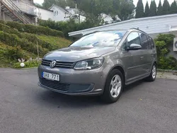 Grå Begagnad 2011 VW Touran Minibuss | 46 900 kr (Superpris)
