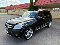 Svart Begagnad 2011 Mercedes GLK250 AMG SUV | 104 900 kr (Marknadspris)