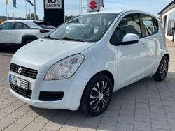 Vit Begagnad 2011 Suzuki Splash Halvkombi | 36 000 kr (Marknadspris)