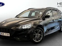 Svart (black) Begagnad 2019 Ford Focus ST-Line Kombi | 149 000 kr (Marknadspris)