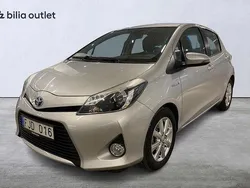 Silver Begagnad 2012 Toyota Yaris Sedan | 85 000 kr