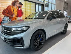 Silver Begagnad 2023 VW Touareg R SUV | 1 142 600 kr