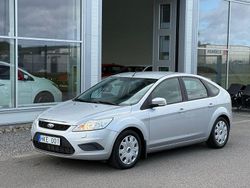 Grå Begagnad 2010 Ford Focus Trend Halvkombi | 49 800 kr (Lite dyr)