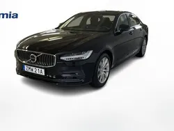 Svart Begagnad 2022 Volvo S90 Momentum Sedan | 369 000 kr (Bra pris)