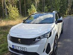 Vit Begagnad 2020 Peugeot 5008 Minibuss | 277 500 kr (Lite dyr)