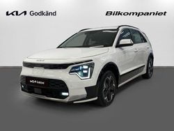 Vit Begagnad 2022 Kia e-Niro SUV | 309 900 kr (Dyr)