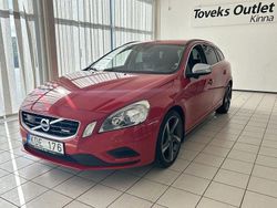 Röd Begagnad 2012 Volvo V60 R-Design Kombi | 119 900 kr (Marknadspris)