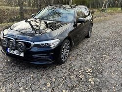 Svart Begagnad 2020 BMW 520 Sport Line Kombi | 254 000 kr (Superpris)