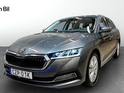 Grå Begagnad 2024 Skoda Octavia Style Kombi | 319 900 kr (Bra pris)
