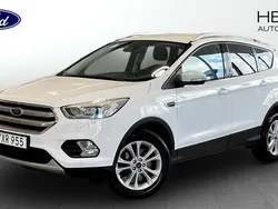 Vit (white) Begagnad 2017 Ford Kuga Titanium SUV | 149 900 kr (Marknadspris)