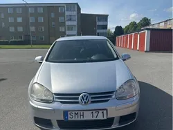 Silver Begagnad 2007 VW Golf V Trendline Halvkombi | 30 000 kr (Marknadspris)