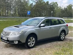 Silver Begagnad 2012 Subaru Outback SUV | 47 000 kr (Marknadspris)