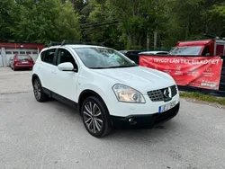 Vit Begagnad 2008 Nissan Qashqai SUV | 47 900 kr (Bra pris)