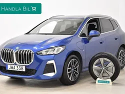 Blå Begagnad 2023 BMW 225 M Sport Halvkombi | 369 900 kr (Marknadspris)