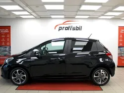 Svart Begagnad 2014 Toyota Yaris Edition Halvkombi | 84 900 kr (Marknadspris)