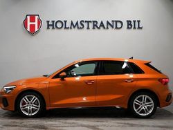 Orange Begagnad 2023 Audi A3 Sportback S-Line Halvkombi | 274 900 kr