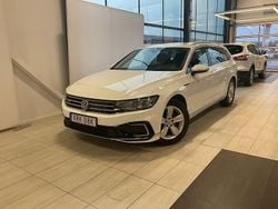 Vit Begagnad 2019 VW Passat GTE Kombi | 229 800 kr (Marknadspris)