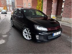 Svart Begagnad 2012 VW Golf VII Edition Halvkombi | 159 999 kr (Marknadspris)