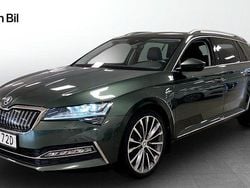 Grön Begagnad 2021 Skoda Superb LAURIN & KLEMENT Kombi | 269 900 kr (Marknadspris)