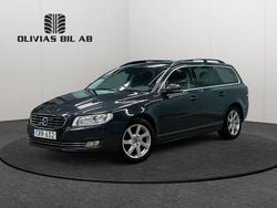 Grå Begagnad 2015 Volvo V70 Momentum Kombi | 99 400 kr (Marknadspris)
