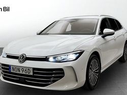 Vit Begagnad 2024 VW Passat Elegance Kombi | 479 900 kr