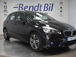 Svart Begagnad 2014 BMW 218 Active Tourer Sport Line Minibuss | 149 500 kr (Marknadspris)