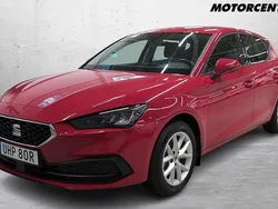 Röd Begagnad 2022 Seat Leon Style Halvkombi | 209 000 kr (Marknadspris)