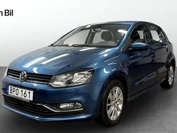 Blå Begagnad 2015 VW Polo Halvkombi | 159 900 kr (Lite dyr)