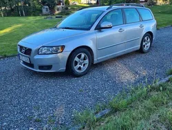 Grå Begagnad 2011 Volvo V50 Momentum Kombi | 26 000 kr (Bra pris)