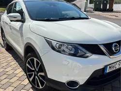 Vit Begagnad 2016 Nissan Qashqai SUV | 119 500 kr (Marknadspris)