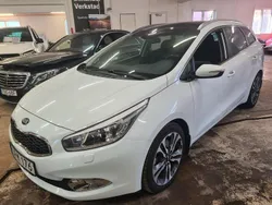Vit Begagnad 2014 Kia Ceed Sportswagon Comfort Kombi | 75 000 kr (Marknadspris)