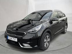 Svart Begagnad 2018 Kia Niro 2 SUV | 164 800 kr (Marknadspris)