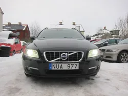Svart Begagnad 2011 Volvo V70 Momentum Kombi | 89 500 kr (Lite dyr)