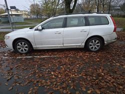 Vit Begagnad 2012 Volvo V70 Kombi | 75 000 kr (Bra pris)