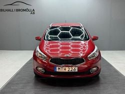 Röd Begagnad 2015 Kia Ceed Sportswagon 3 Kombi | 99 900 kr (Marknadspris)