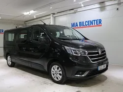 Svart Begagnad 2022 Renault Trafic Van | 359 000 kr (Dyr)